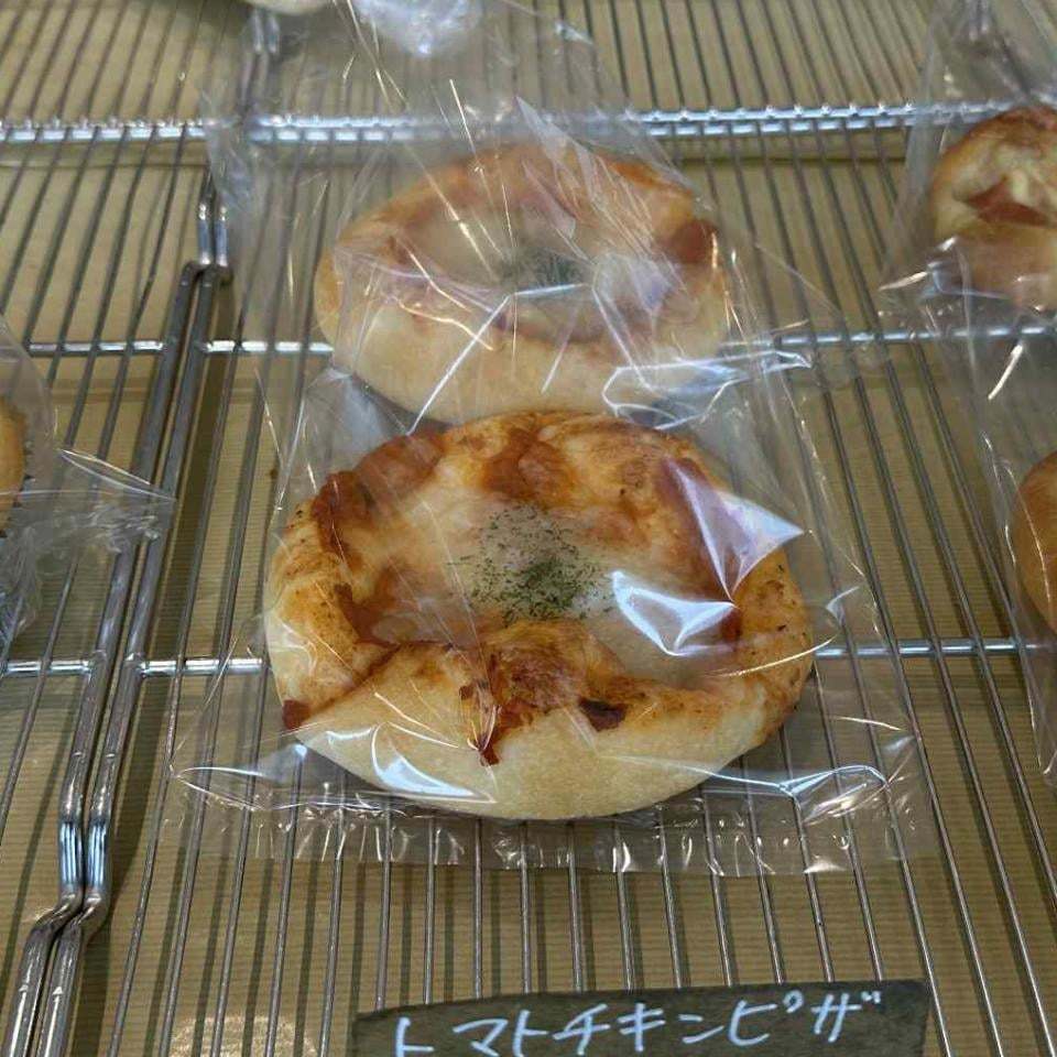 トマトチキンピザの画像