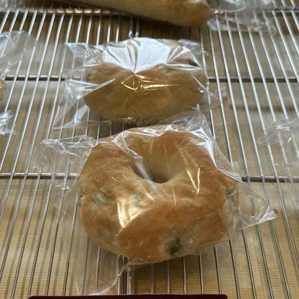 枝豆とチーズのフランスパンの画像