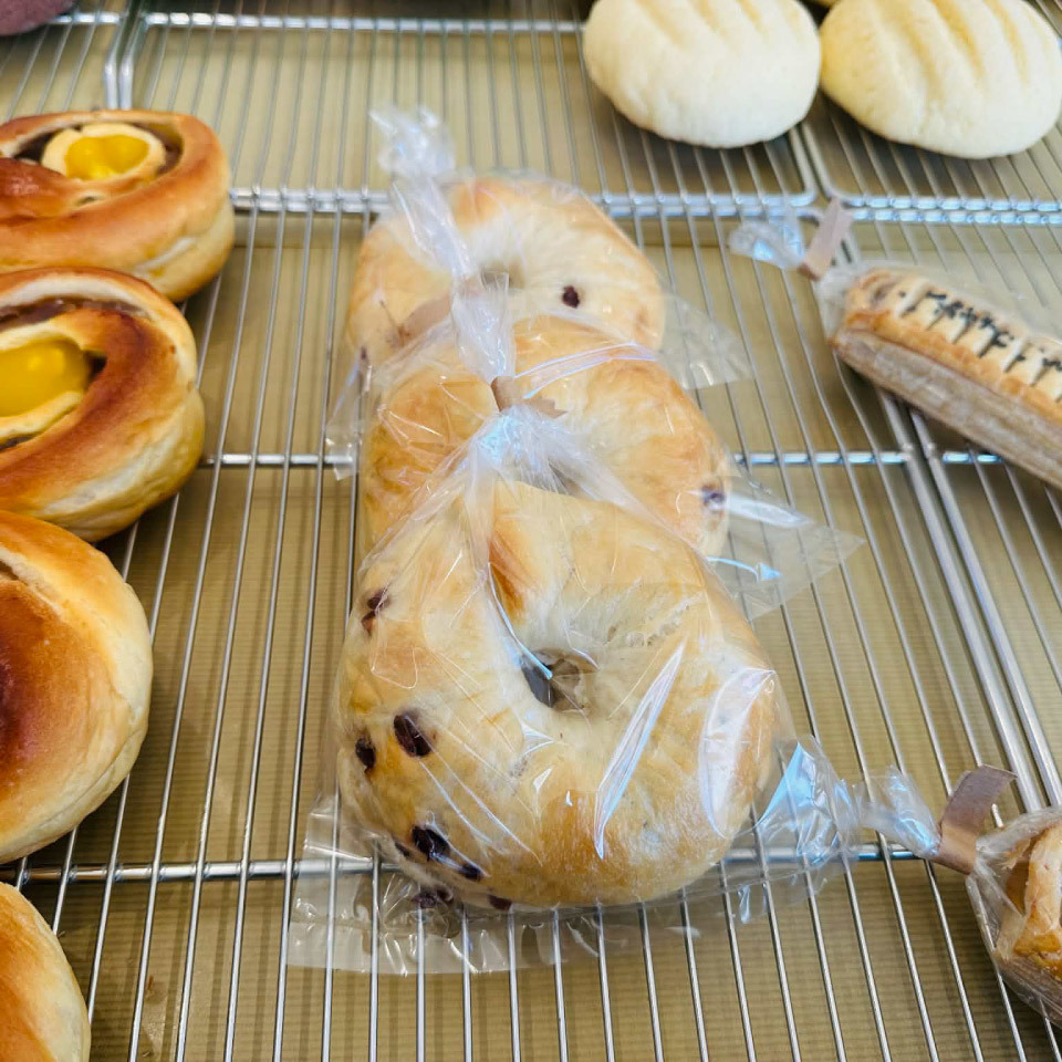 クランベリーとクリームチーズのベーグルの画像